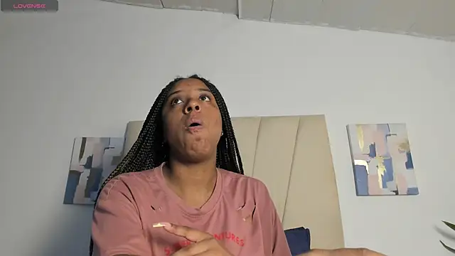 Sophia Ebony online show from August 5, 2026, 12:43 pm