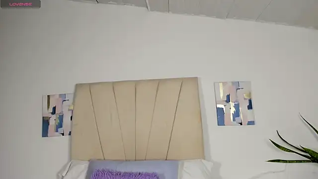 Sophia Ebony online show from July 24, 2026, 12:23 pm