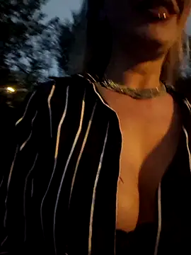 CelynaRoss online show from May 31, 2026, 1:44 am