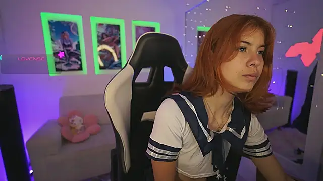 DahliaGrey online show from May 5, 2026, 11:35 am