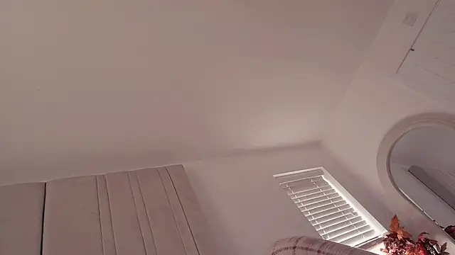 Snapshot of Desire-XOXOX chatting on October 22, 2025, 12:59 pm Desire-XOXOX online show from October 22, 2025, 12:59 pm