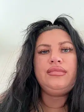 Snapshot of Desire-XOXOX chatting on September 28, 2025, 11:28 am Desire-XOXOX online show from September 28, 2025, 11:28 am