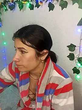 karinnahotdirty online show from March 12, 2026, 10:14 pm