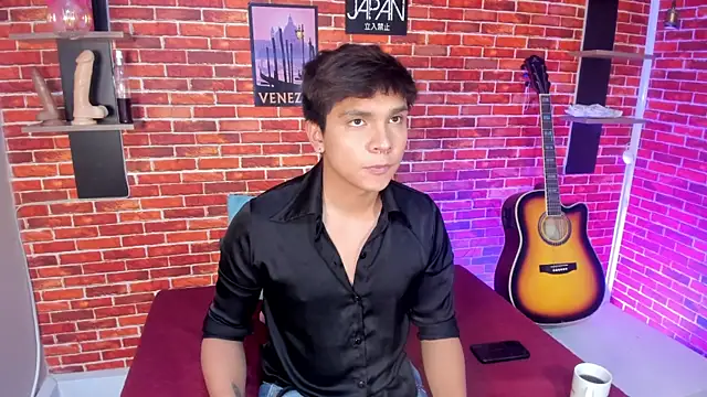 Thiago Kozak online show from June 9, 2026, 1:34 pm