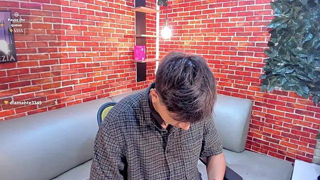Thiago Kozak online show from May 11, 2026, 12:28 pm