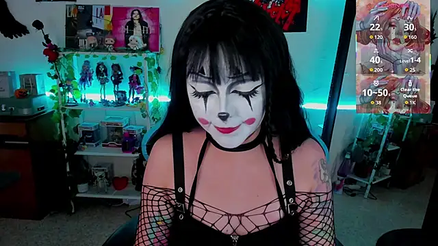 Makii 33 online show from November 15, 2025, 1:20 am