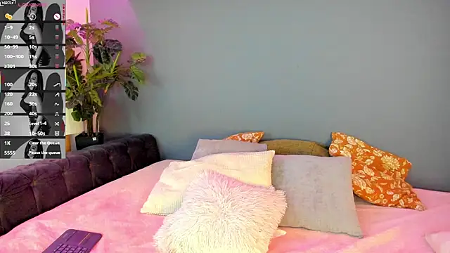 Abbyy stone online show from October 8, 2025, 4:03 am