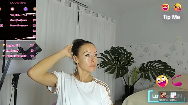 Snapshot of Evaletty_ chatting on March 27, 2026, 2:31 am Evaletty online show from March 27, 2026, 2:31 am