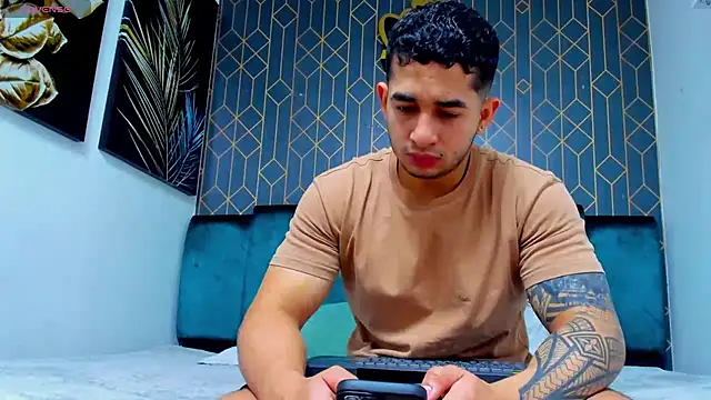 king falconer online show from September 20, 2025, 1:43 am