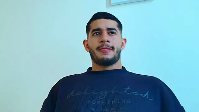 Snapshot of king_falconer chatting on February 7, 2026, 8:28 pm king falconer online show from February 7, 2026, 8:28 pm