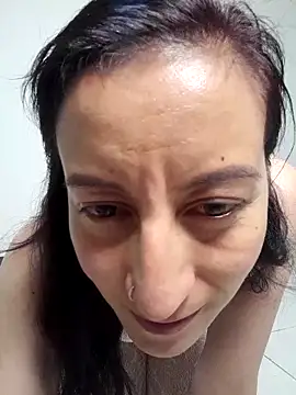 Oriana111 online show from October 15, 2025, 4:44 am