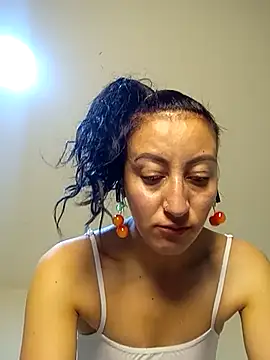 Snapshot of Oriana111 chatting on March 11, 2026, 2:33 pm Oriana111 online show from March 11, 2026, 2:33 pm