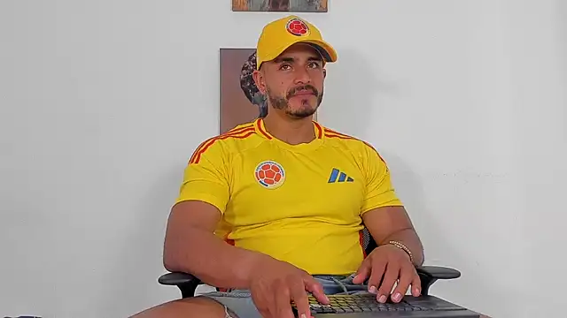 magnusclark online show from June 4, 2026, 7:18 pm