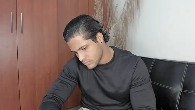 Evansdark1 online show from October 17, 2025, 1:09 am