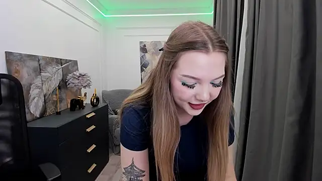 MariaRobinsone online show from April 25, 2026, 1:41 pm