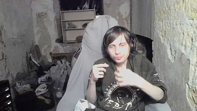 makarov1993 online show from August 4, 2026, 11:53 pm