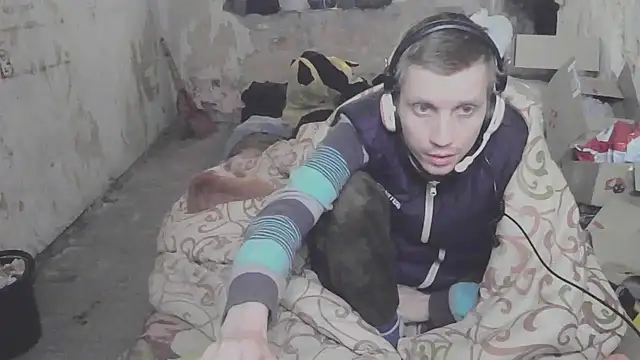 makarov1993 online show from October 20, 2025, 11:11 am