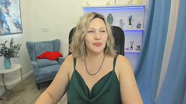 NinaStarle online show from March 28, 2026, 11:33 am