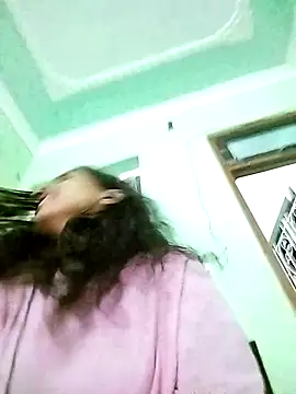 Snapshot of JHILMIL chatting on November 20, 2025, 5:24 pm JHILMIL online show from November 20, 2025, 5:24 pm