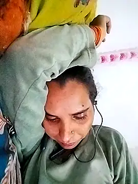 Snapshot of JHILMIL chatting on November 13, 2025, 6:12 pm JHILMIL online show from November 13, 2025, 6:12 pm