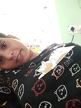 Snapshot of JHILMIL chatting on September 12, 2025, 5:18 am JHILMIL online show from September 12, 2025, 5:18 am