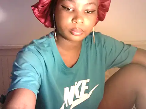 zoe215 online show from July 2, 2026, 11:27 am