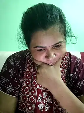 Snapshot of tamilaruvi chatting on May 4, 2026, 6:06 am tamilaruvi online show from May 4, 2026, 6:06 am