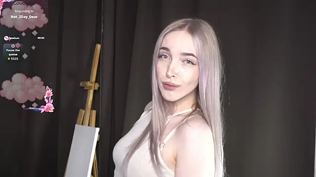 MaeEversley online show from September 10, 2025, 7:07 am