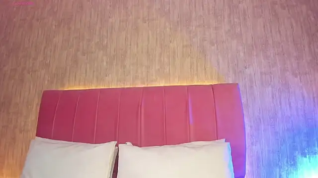 Kendra kobein online show from December 18, 2025, 9:07 pm