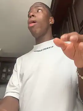 CharlesBrown  online show from October 3, 2025, 2:18 pm