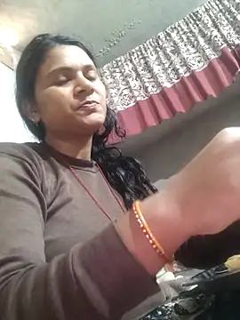 couple 71 online show from December 3, 2025, 5:41 am