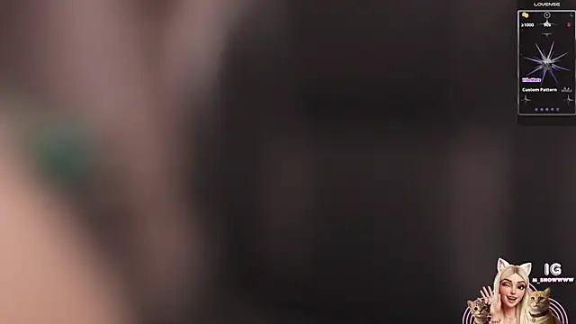 Miila snow online show from November 26, 2025, 5:35 pm