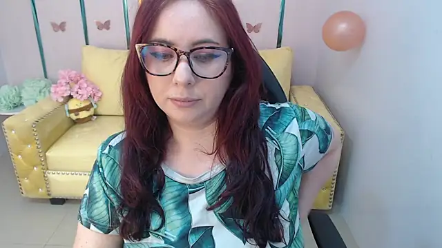 bellatrix ch online show from April 28, 2026, 1:04 pm