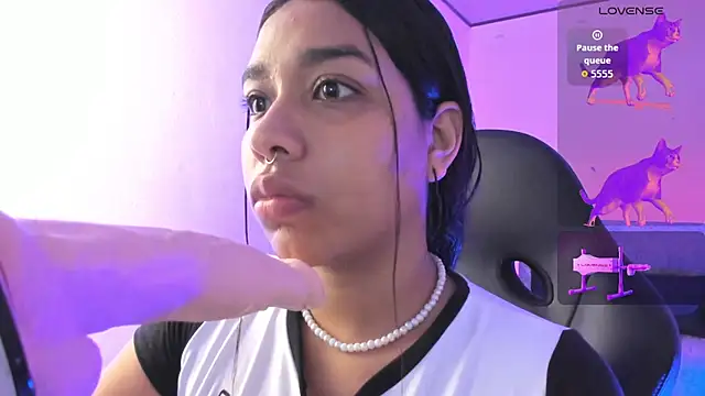 giselle upp online show from September 20, 2025, 12:48 am