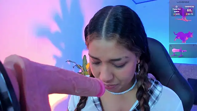 giselle upp online show from November 30, 2025, 4:46 am