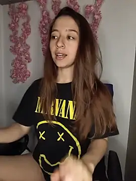 -rosi online show from June 19, 2026, 2:39 am