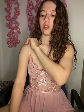 -rosi online show from June 21, 2026, 1:11 am