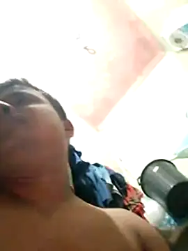 CatchingBouquet online show from October 8, 2025, 3:13 pm