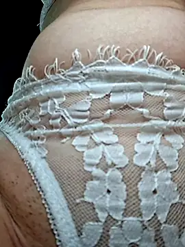 Olivia OliV online show from October 10, 2025, 1:28 am