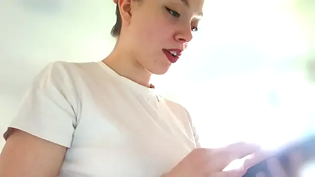 WonderAngela online show from March 4, 2026, 2:58 pm