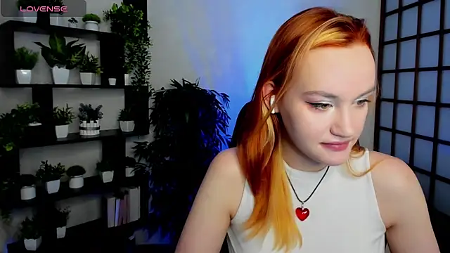 Ida FaneStain online show from October 5, 2025, 2:35 am