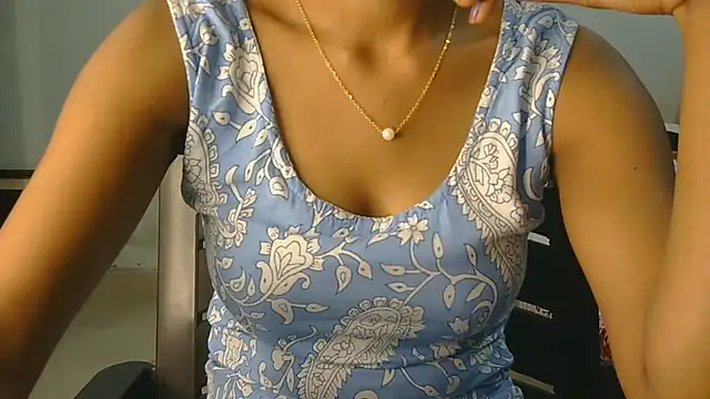 Snapshot of Aarti_misty71 chatting on July 11, 2026, 5:52 am Aarti misty71 online show from July 11, 2026, 5:52 am