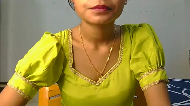 Aarti misty71 online show from April 2, 2026, 5:25 am