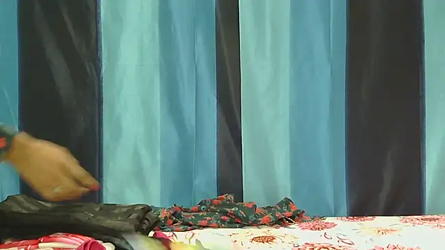 Aarti misty71 online show from September 26, 2025, 4:52 am