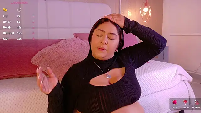 Leah Bensson online show from October 4, 2025, 3:46 pm