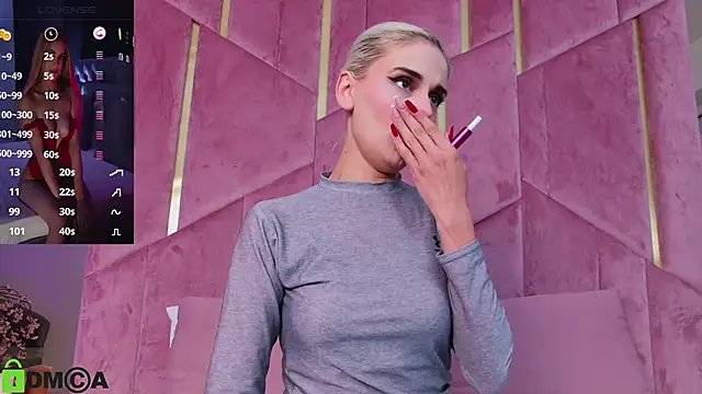 SelenaDaze online show from September 25, 2025, 3:23 am