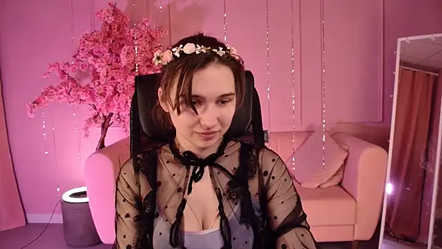 Snapshot of TessaMill chatting on March 10, 2026, 9:13 am TessaMill online show from March 10, 2026, 9:13 am