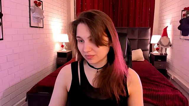 TessaMill online show from April 27, 2026, 5:38 am