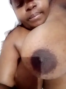 ShySexyBaddiexx online show from September 20, 2025, 12:26 am