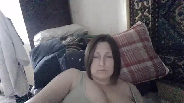 AllaSowinskaya online show from May 7, 2026, 9:34 am